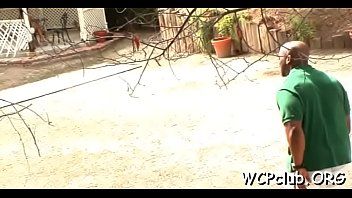play 变态的当归心在巨大的爱棒上高潮