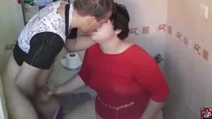 Reproducir Curvy Claudia Marie CTDX anhela una polla monstruosa