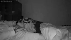 Abspielen Stiefmutters verbotene, mit Sahne gefüllte Begegnung auf Nanny Cam gefilmt