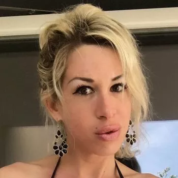 Pornstar Manu Magnum